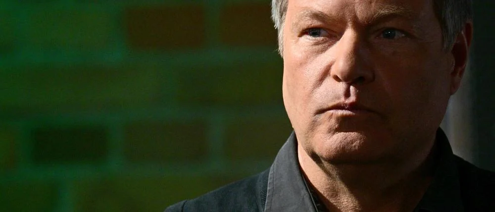 Robert Habeck: Visionär der Grünen – Deutschlands Wegbereiter für Klimaschutz und Wirtschaft Habeck